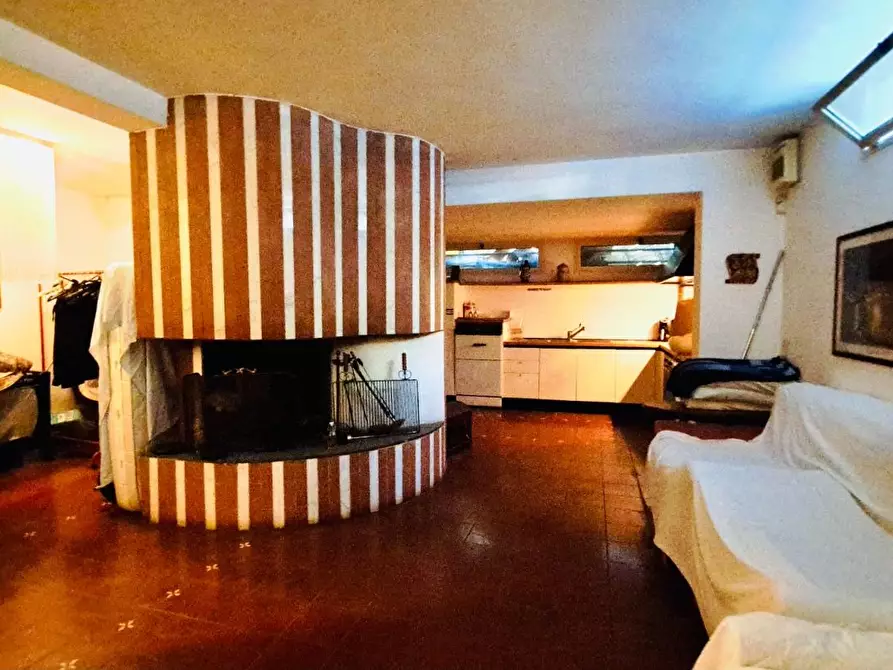 Immagine 36 di Villetta a schiera in vendita  a Viareggio