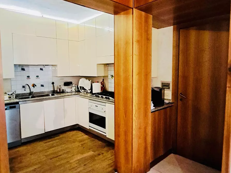 Immagine 10 di Villetta a schiera in vendita  a Viareggio