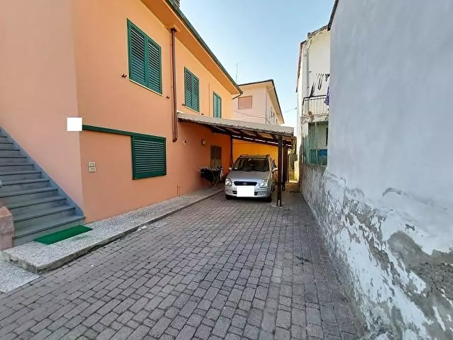 Immagine 17 di Casa indipendente in vendita  a Montopoli In Val D'arno