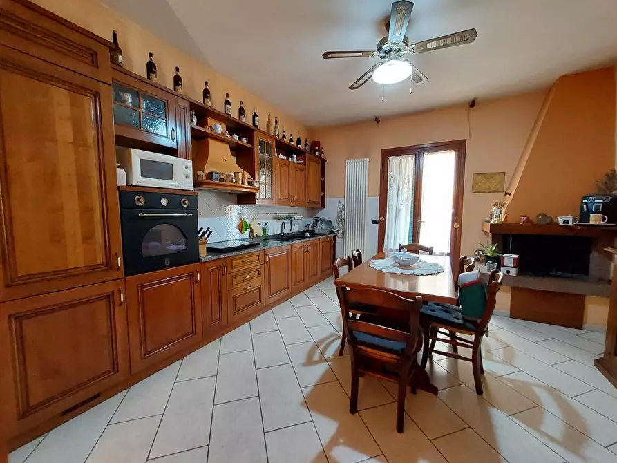 Immagine 24 di Casa indipendente in vendita  a Montopoli In Val D'arno