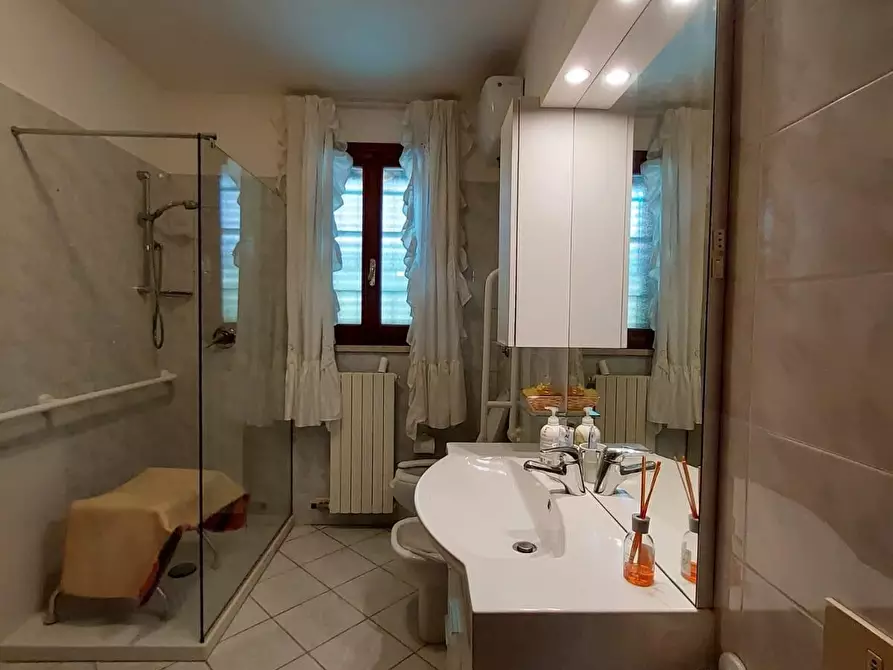 Immagine 12 di Casa indipendente in vendita  a Montopoli In Val D'arno