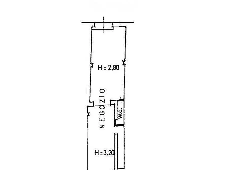 Immagine 2 di Locale commerciale in vendita  a Pisa