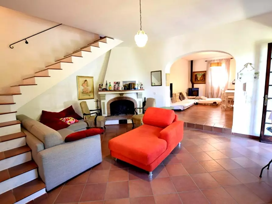 Immagine 14 di Casa bifamiliare in vendita  a Fauglia