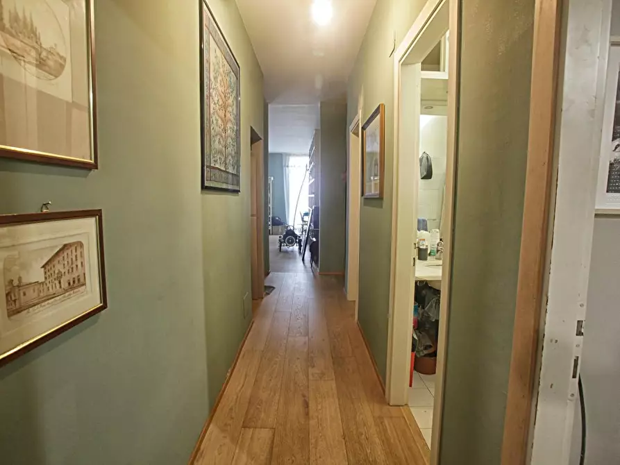 Immagine 17 di Appartamento in vendita  a Pisa