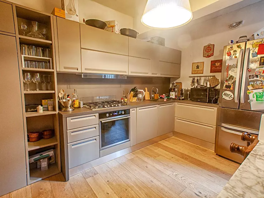 Immagine 5 di Appartamento in vendita  a Pisa