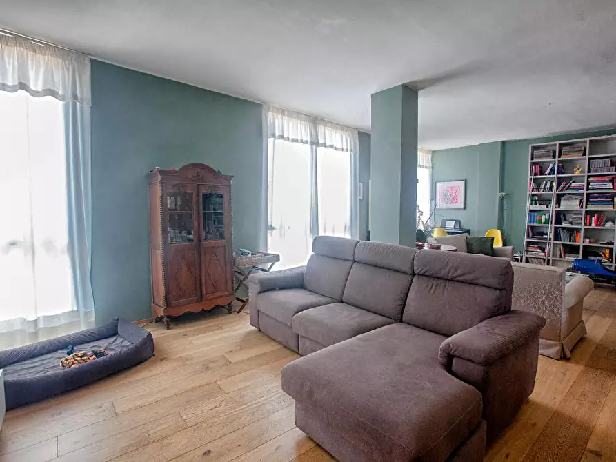 Immagine 2 di Appartamento in vendita  a Pisa