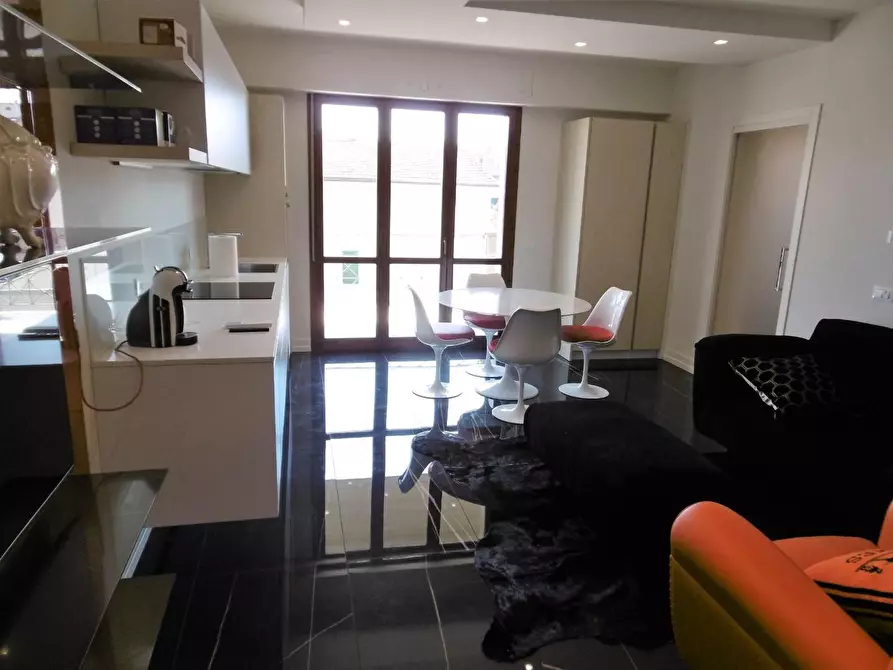 Immagine 2 di Appartamento in vendita  a Empoli