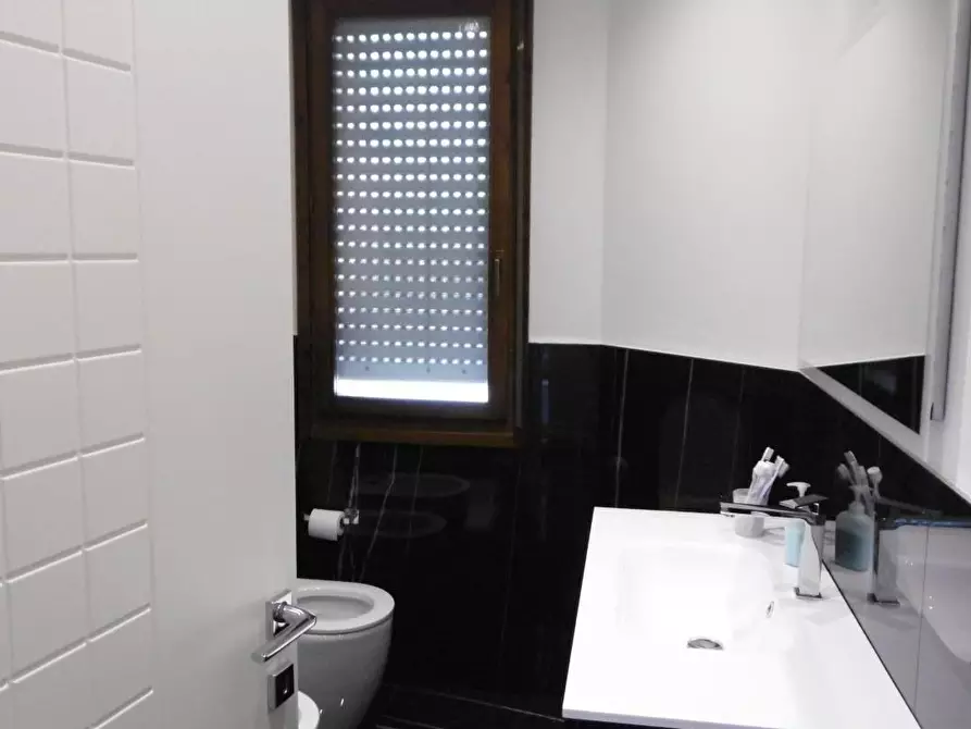 Immagine 6 di Appartamento in vendita  a Empoli