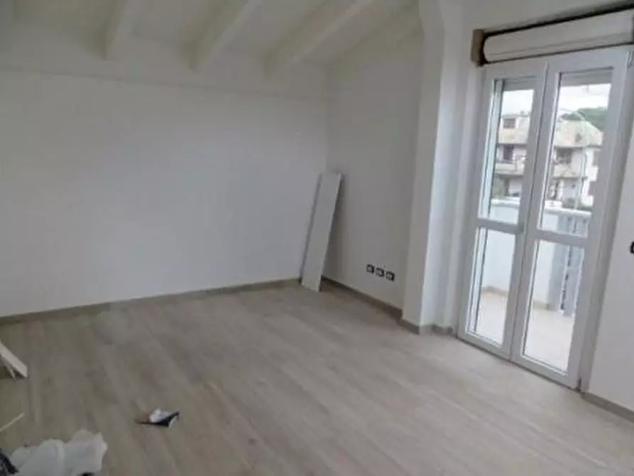 Immagine 32 di Casa indipendente in vendita  a Montignoso