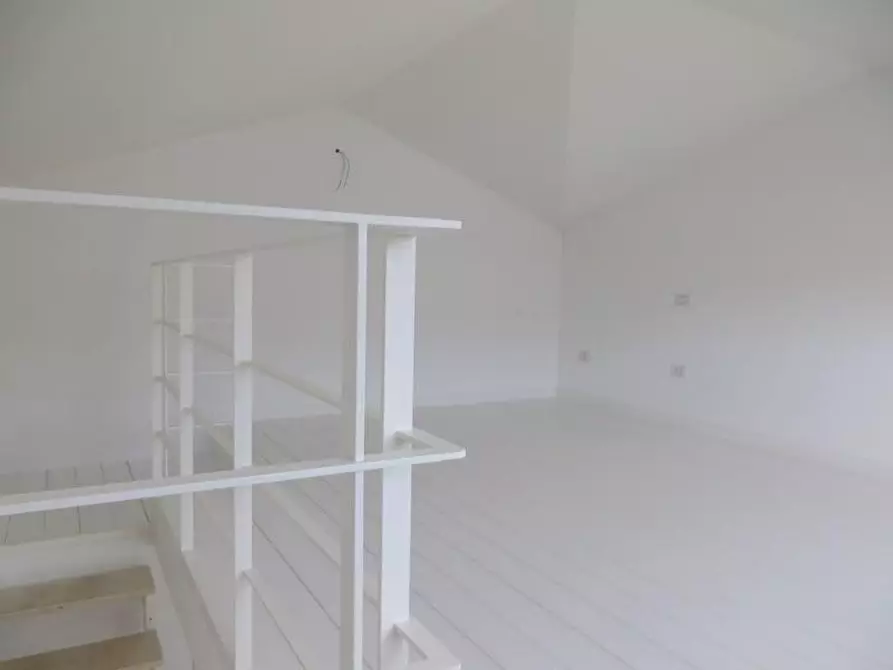 Immagine 35 di Casa indipendente in vendita  a Montignoso