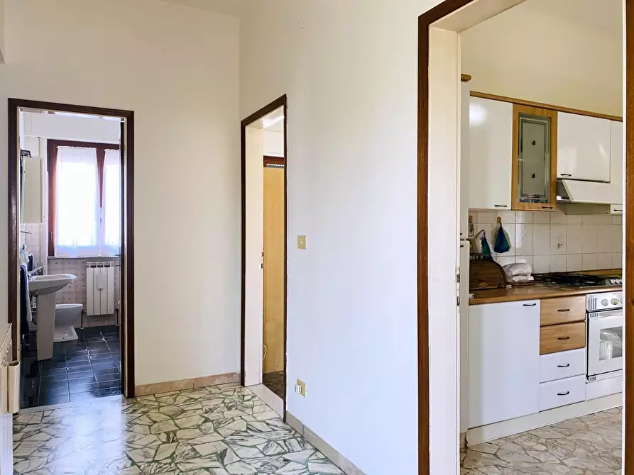 Immagine 3 di Casa indipendente in vendita  a Pietrasanta