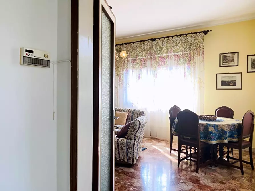 Immagine 4 di Casa indipendente in vendita  a Pietrasanta