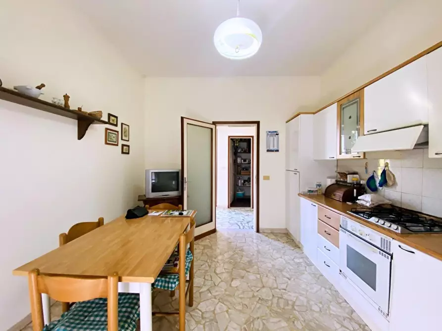 Immagine 19 di Casa indipendente in vendita  a Pietrasanta