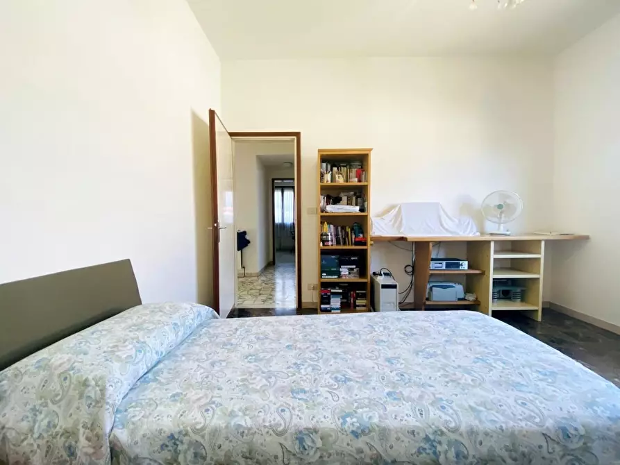 Immagine 28 di Casa indipendente in vendita  a Pietrasanta