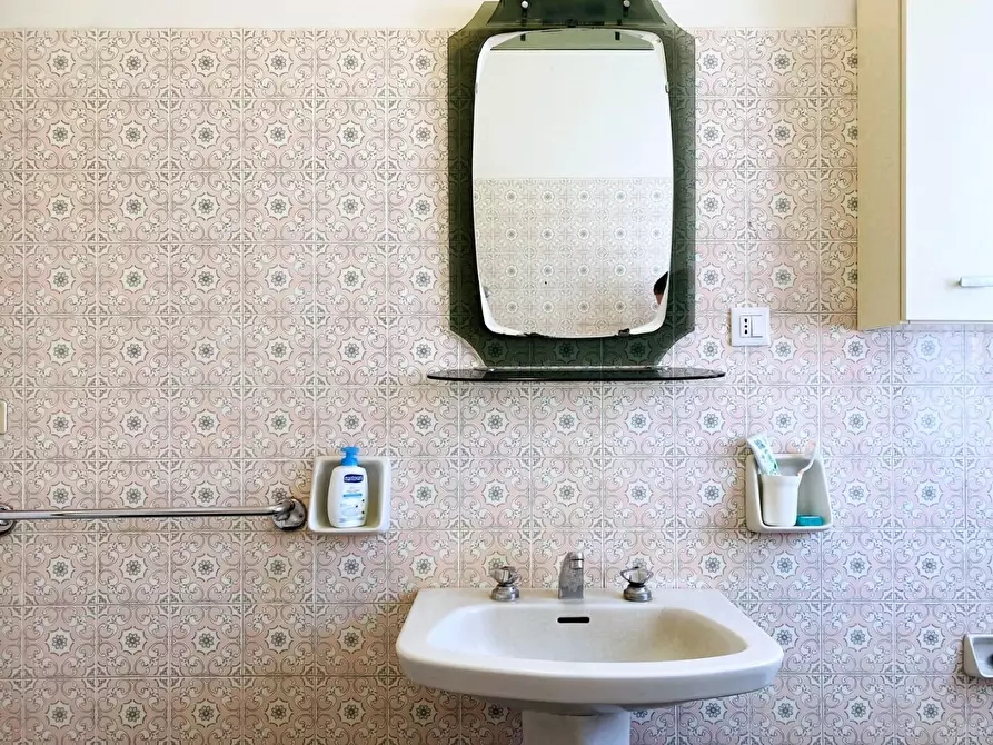 Immagine 34 di Casa indipendente in vendita  a Pietrasanta