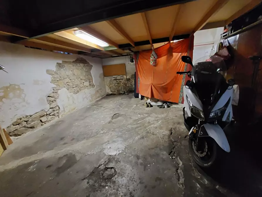 Immagine 9 di Appartamento in vendita  a Buti