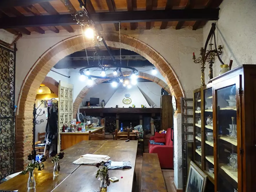 Immagine 29 di Porzione di casa in vendita  a Palaia