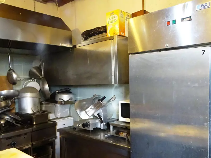 Immagine 22 di Porzione di casa in vendita  a Palaia