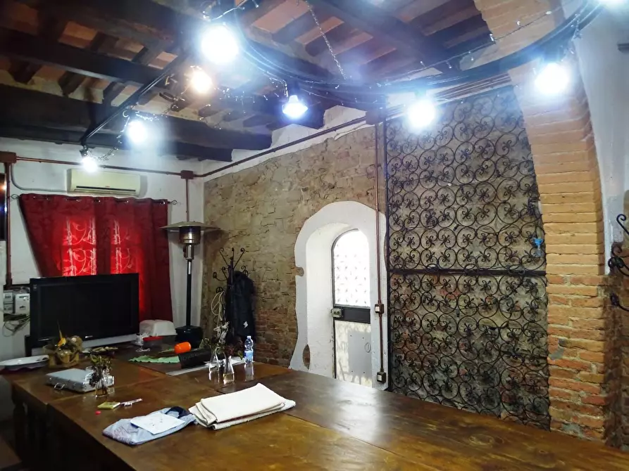 Immagine 27 di Porzione di casa in vendita  a Palaia