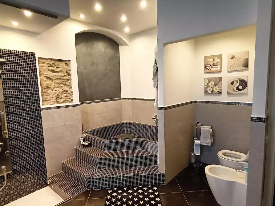 Immagine 8 di Casa indipendente in vendita  a Vecchiano