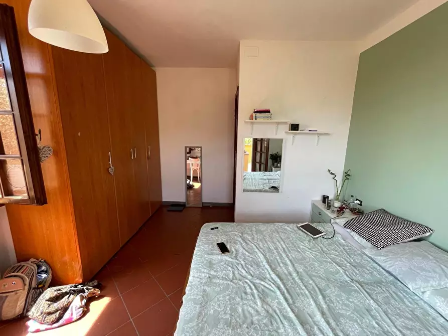 Immagine 27 di Villa in vendita  a Massa