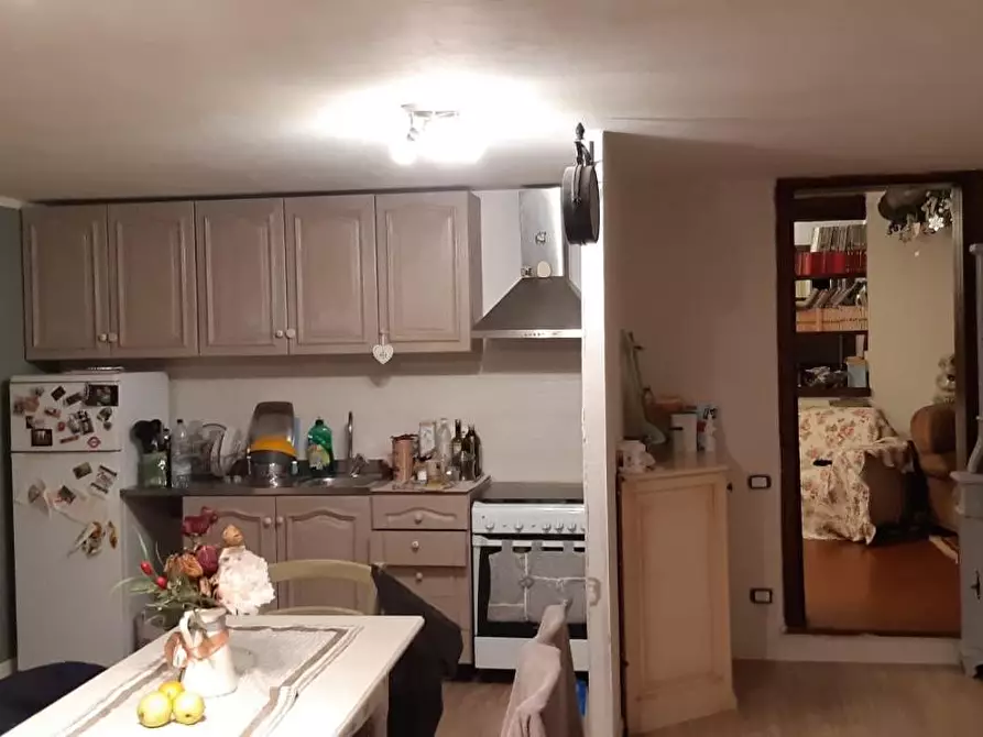 Immagine 58 di Villa in vendita  a Massa