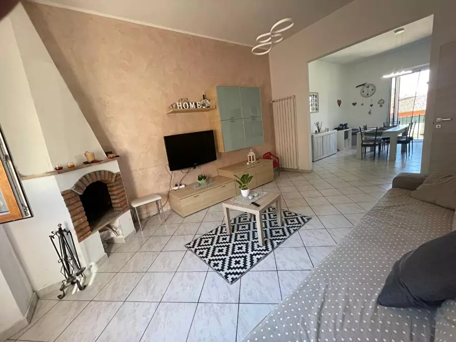 Immagine 2 di Appartamento in vendita  a Poggibonsi