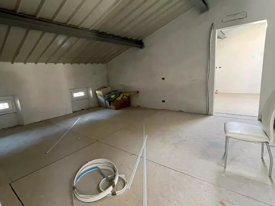 Immagine 15 di Appartamento in vendita  a Poggibonsi