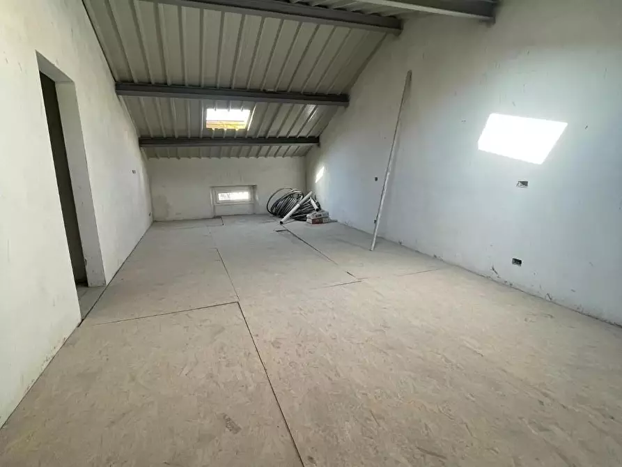 Immagine 14 di Appartamento in vendita  a Poggibonsi