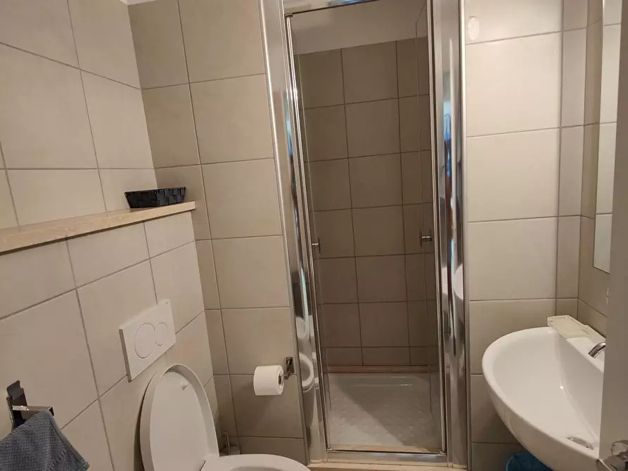 Immagine 6 di Appartamento in affitto  a Ameglia