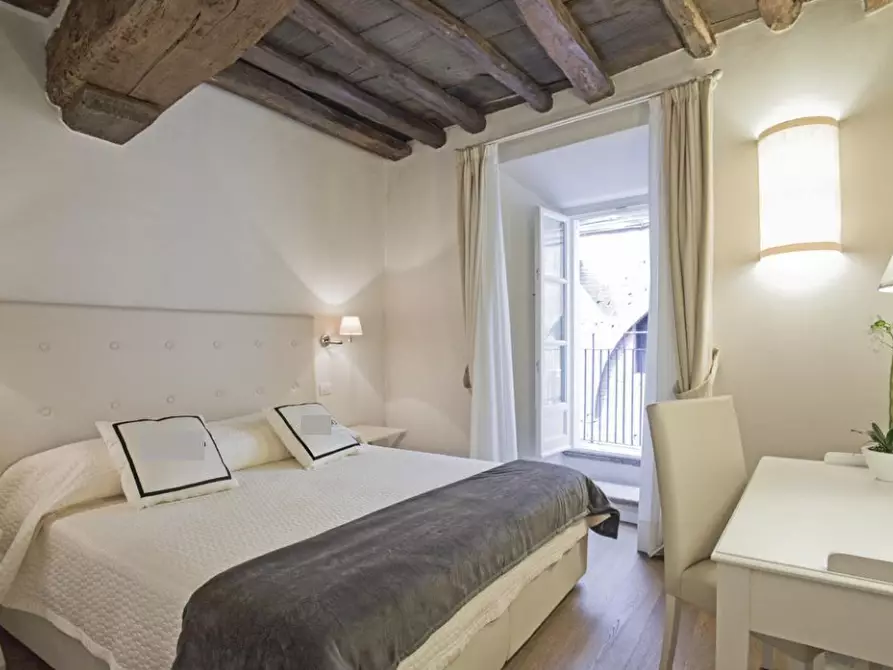 Immagine 6 di Appartamento in vendita  a Siena