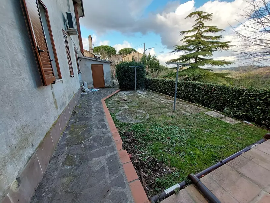 Immagine 45 di Casa bifamiliare in vendita  a Palaia