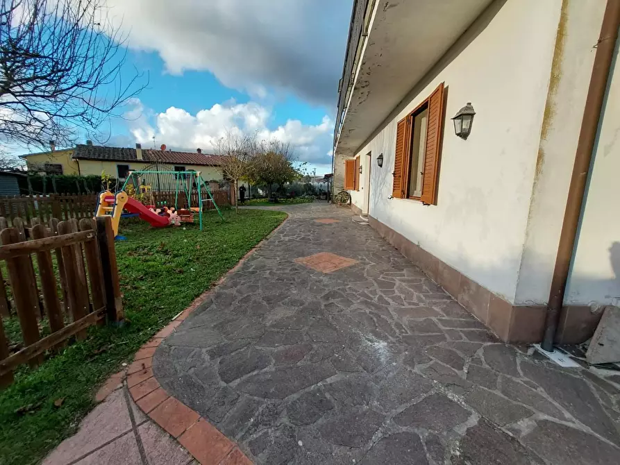 Immagine 40 di Casa bifamiliare in vendita  a Palaia