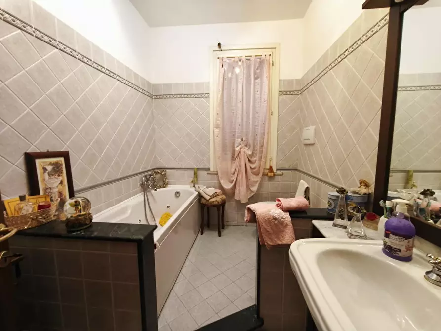 Immagine 55 di Casa bifamiliare in vendita  a Palaia