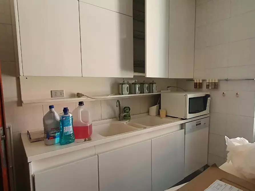 Immagine 12 di Appartamento in affitto  a Pisa