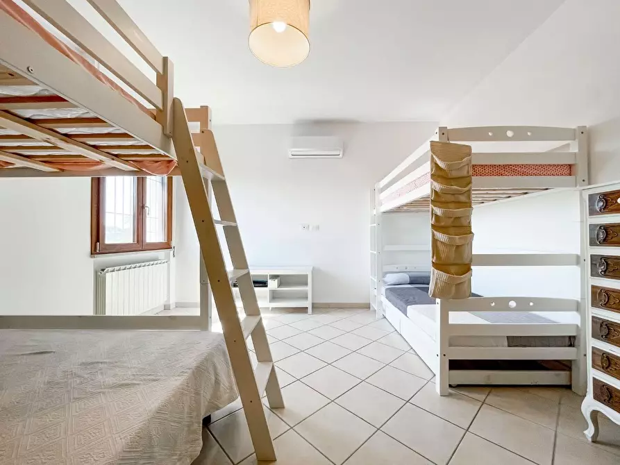 Immagine 9 di Appartamento in vendita  a Massa