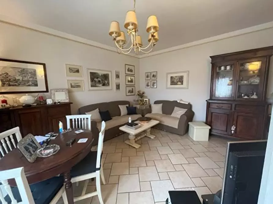Immagine 7 di Appartamento in vendita  a Pontedera