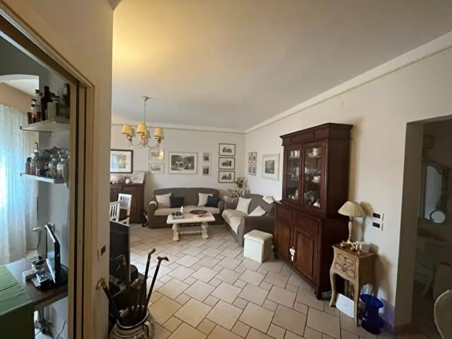 Immagine 1 di Appartamento in vendita  a Pontedera