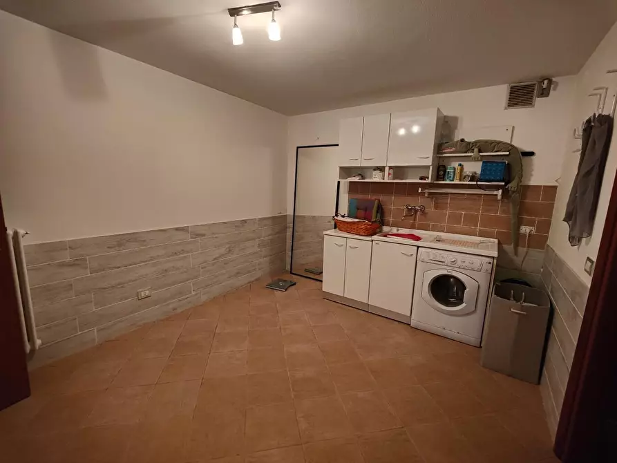 Immagine 23 di Villa in vendita  a Castelnuovo Magra