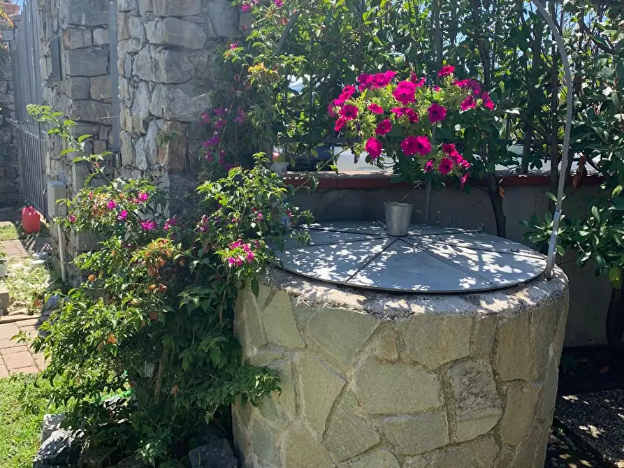 Immagine 24 di Villa in vendita  a Castelnuovo Magra