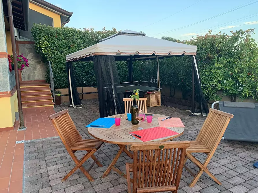 Immagine 26 di Villa in vendita  a Castelnuovo Magra