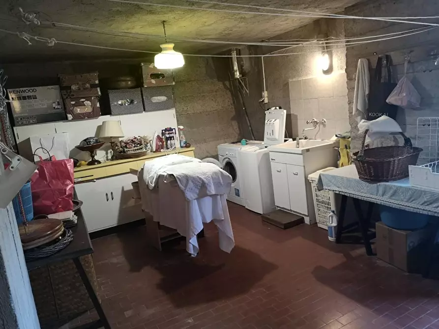 Immagine 20 di Villa in vendita  a Castelnuovo Magra