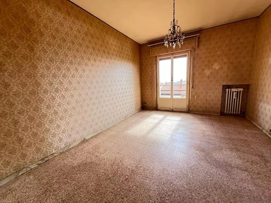 Immagine 13 di Appartamento in vendita  a Siena