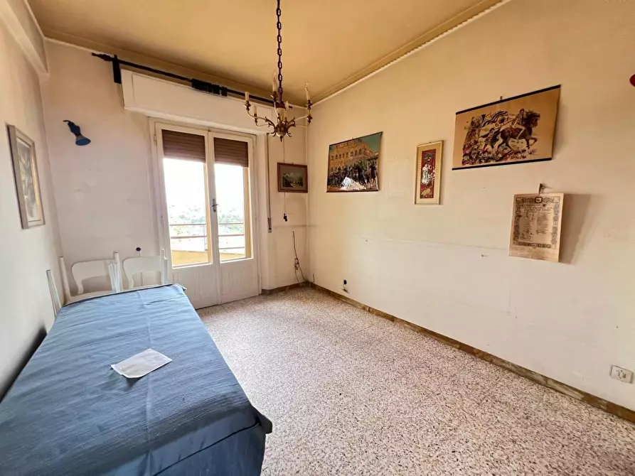 Immagine 16 di Appartamento in vendita  a Siena