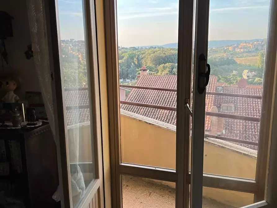 Immagine 25 di Appartamento in vendita  a Siena