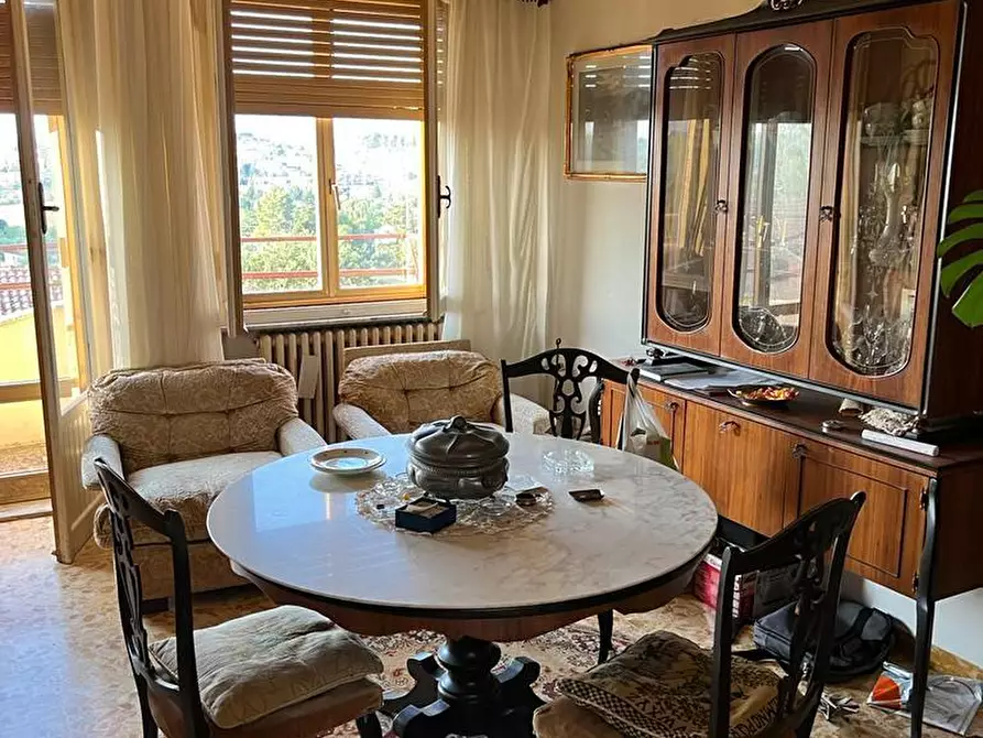 Immagine 27 di Appartamento in vendita  a Siena