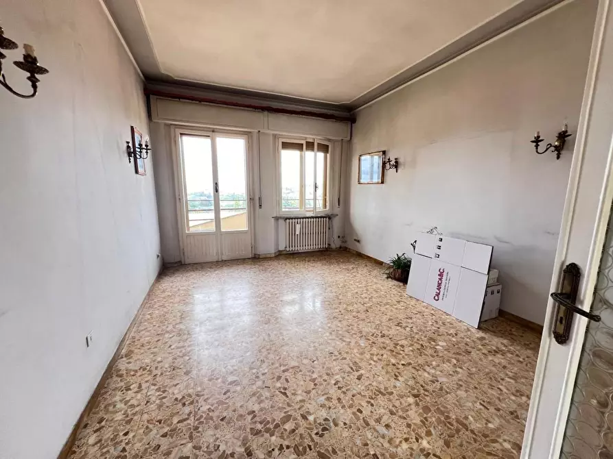 Immagine 9 di Appartamento in vendita  a Siena