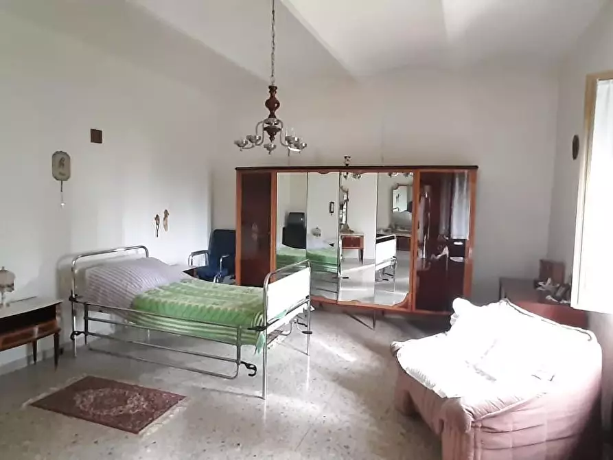 Immagine 12 di Albergo/B&B/Residence in vendita  a Suvereto