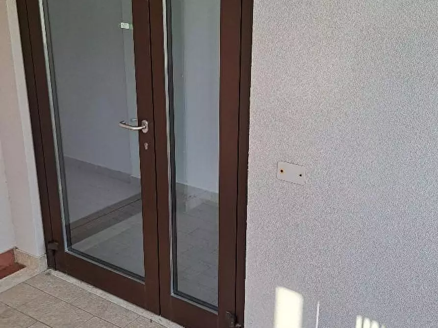 Immagine 12 di Appartamento in vendita  a Pisa