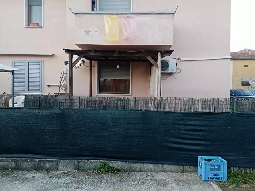 Immagine 1 di Villetta a schiera in vendita  a Licciana Nardi